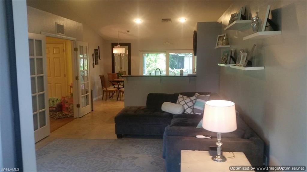 SAN CARLOS PARK - Residential