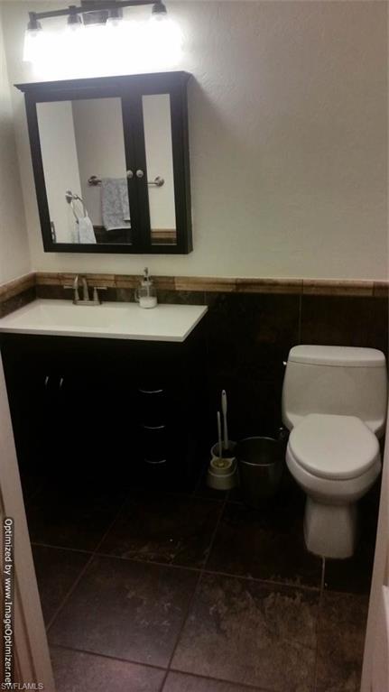 SAN CARLOS PARK - Residential