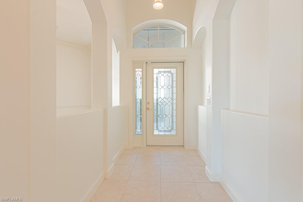 COLONIAL LINKS - Residential