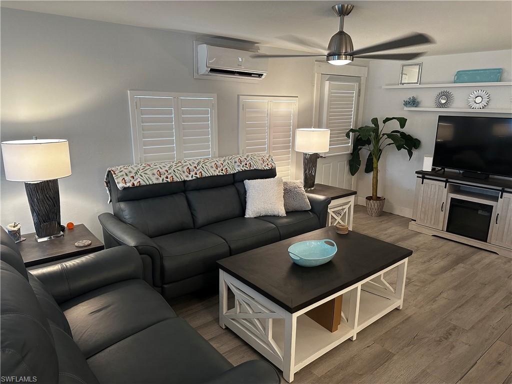 WEST WIND ESTATES - Residential