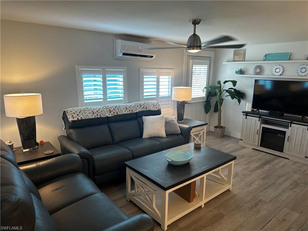 WEST WIND ESTATES - Residential