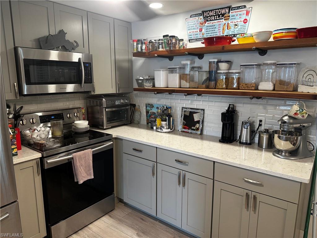 WEST WIND ESTATES - Residential