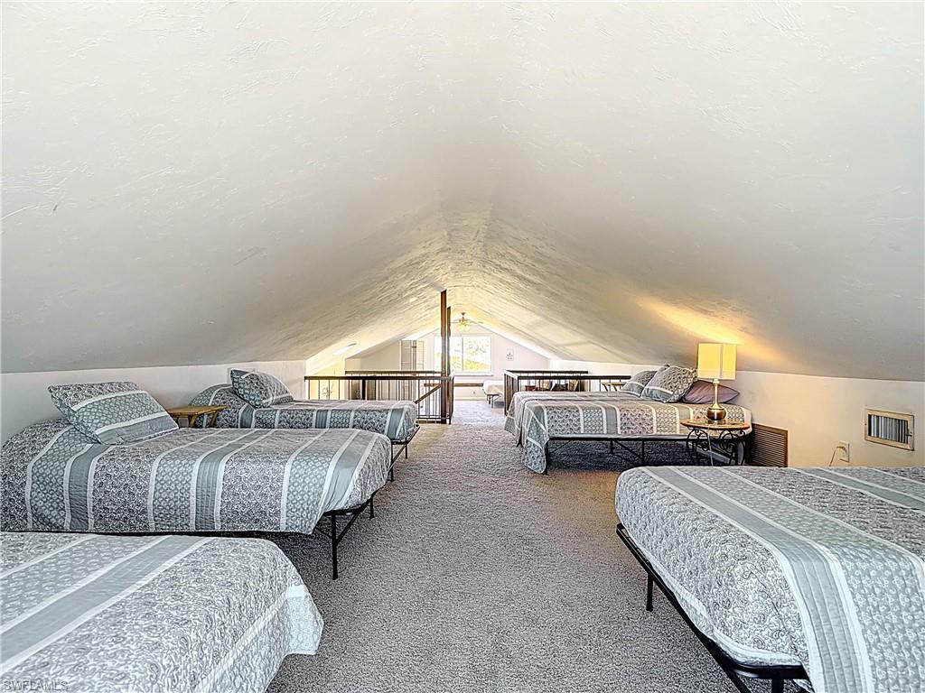 TIP TOP TERRACE - Residential