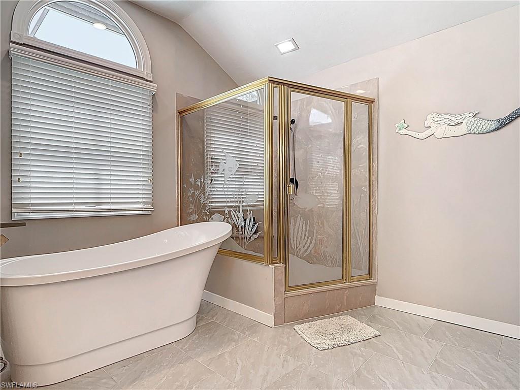 TIP TOP TERRACE - Residential