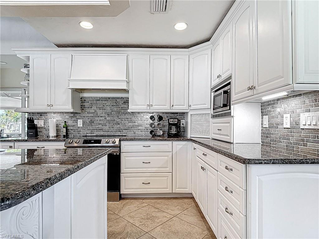 TIP TOP TERRACE - Residential