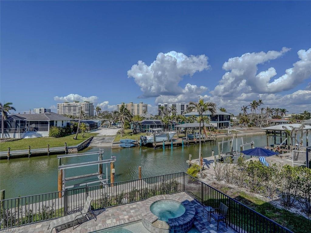 LAGUNA SHORES - Residential