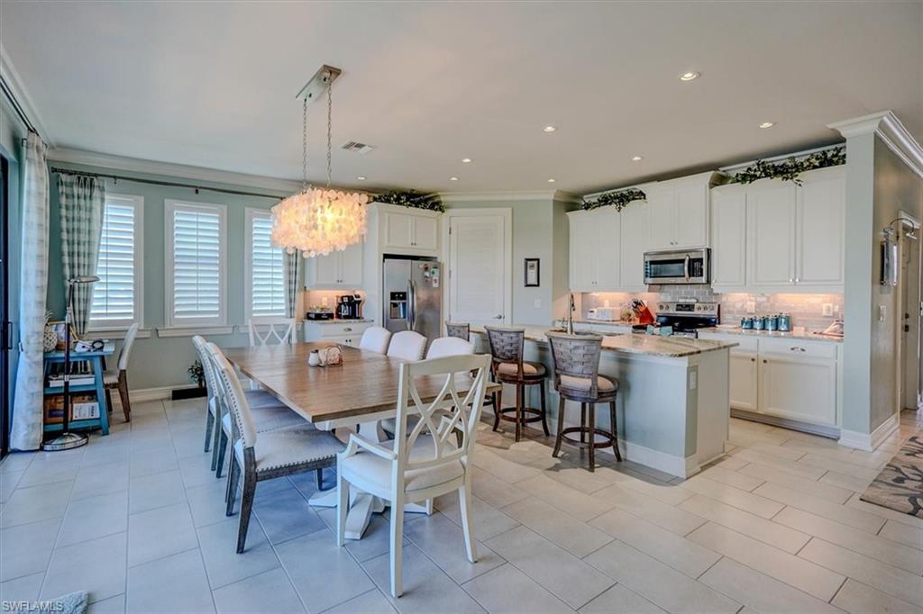 LAGUNA SHORES - Residential