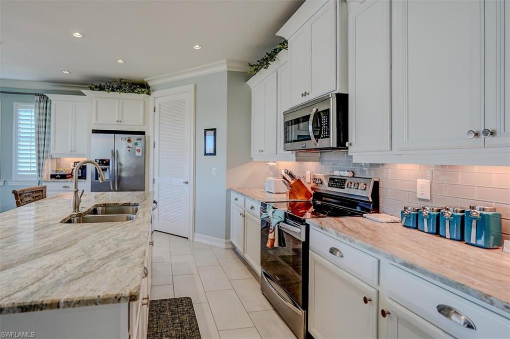 LAGUNA SHORES - Residential