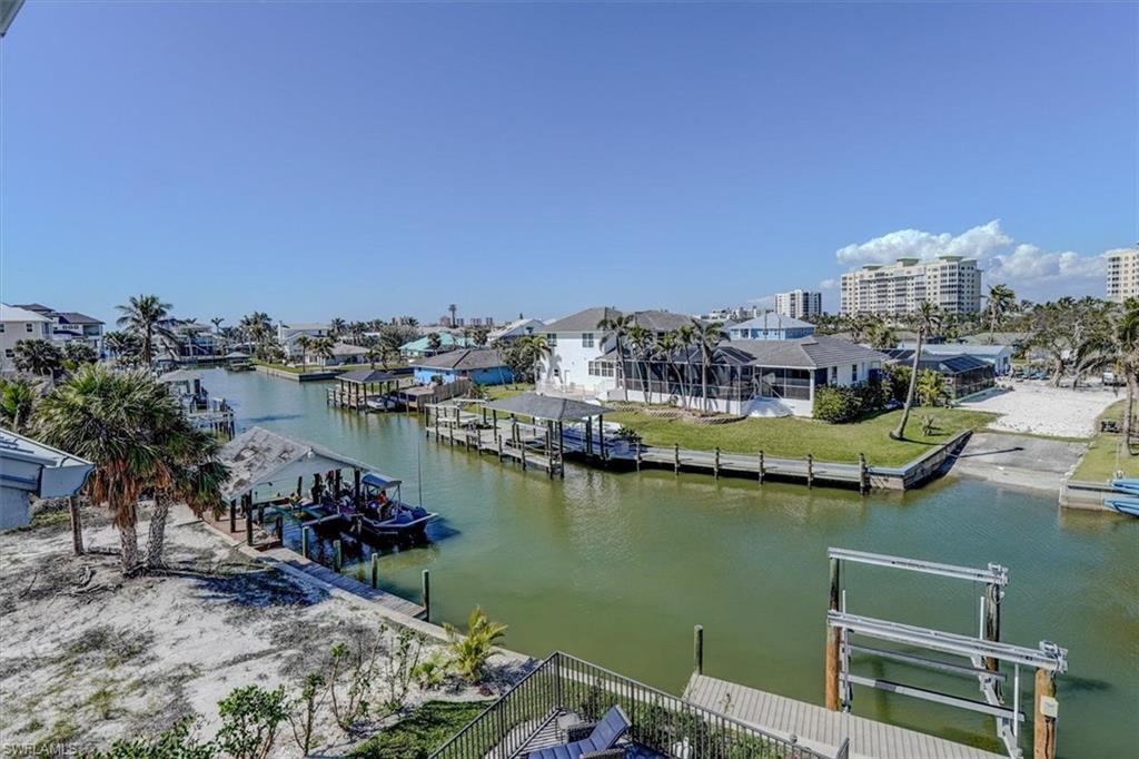 LAGUNA SHORES - Residential