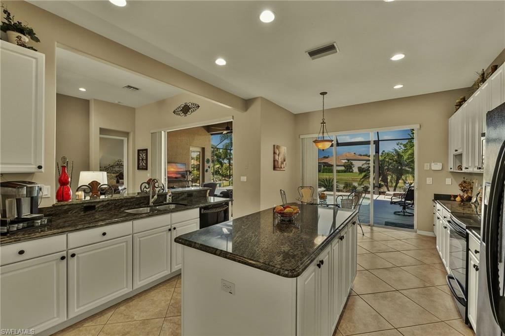 FEATHERBROOK - Residential