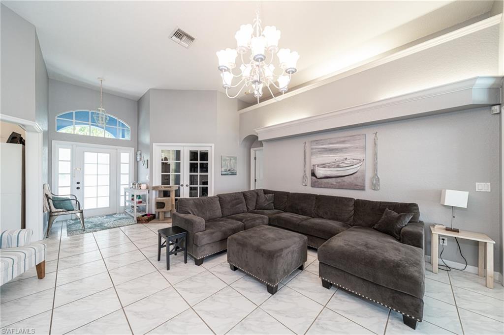 MEADOWBROOK ESTATE - Residential