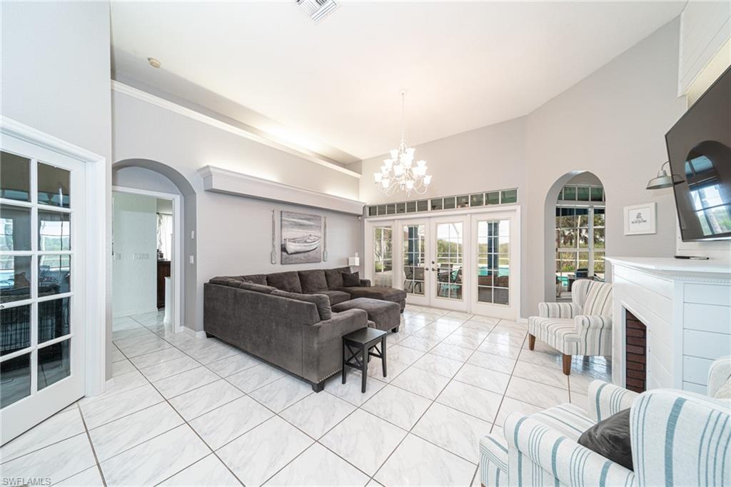 MEADOWBROOK ESTATE - Residential