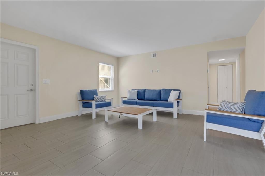 1155 Sandpiper ST D1