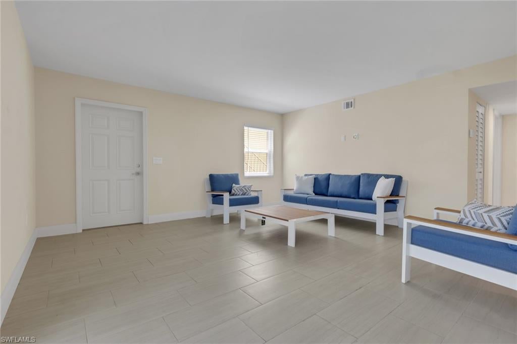 1155 Sandpiper ST D1