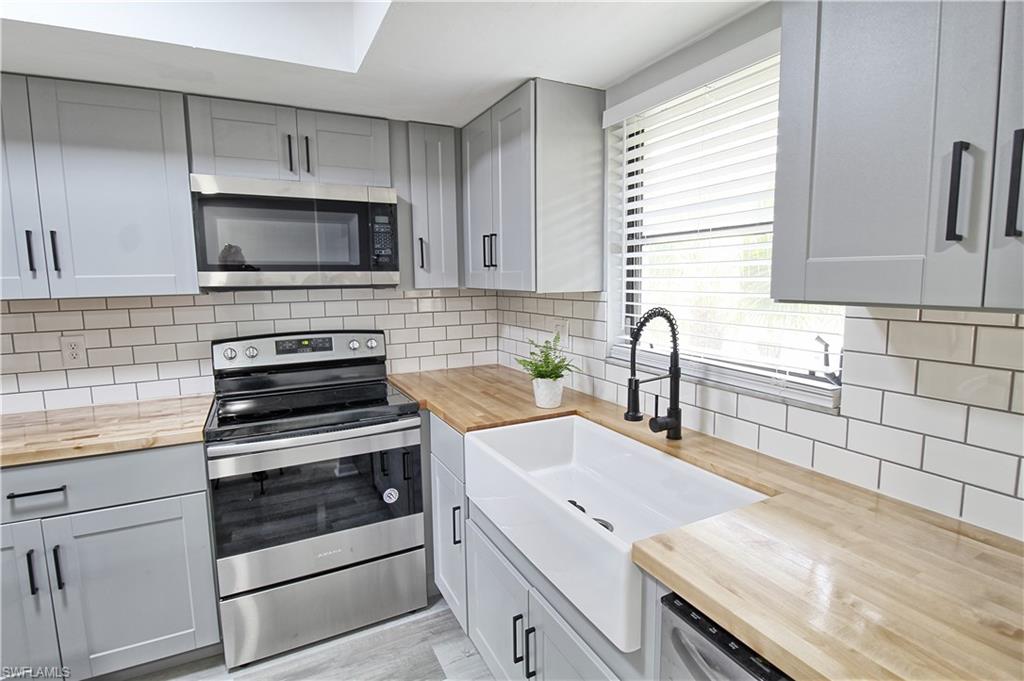 Properties 28160 Pine Haven WAY 38