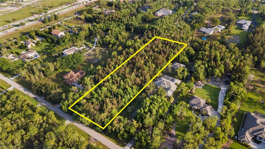 LIVINGSTON WOODS - Land