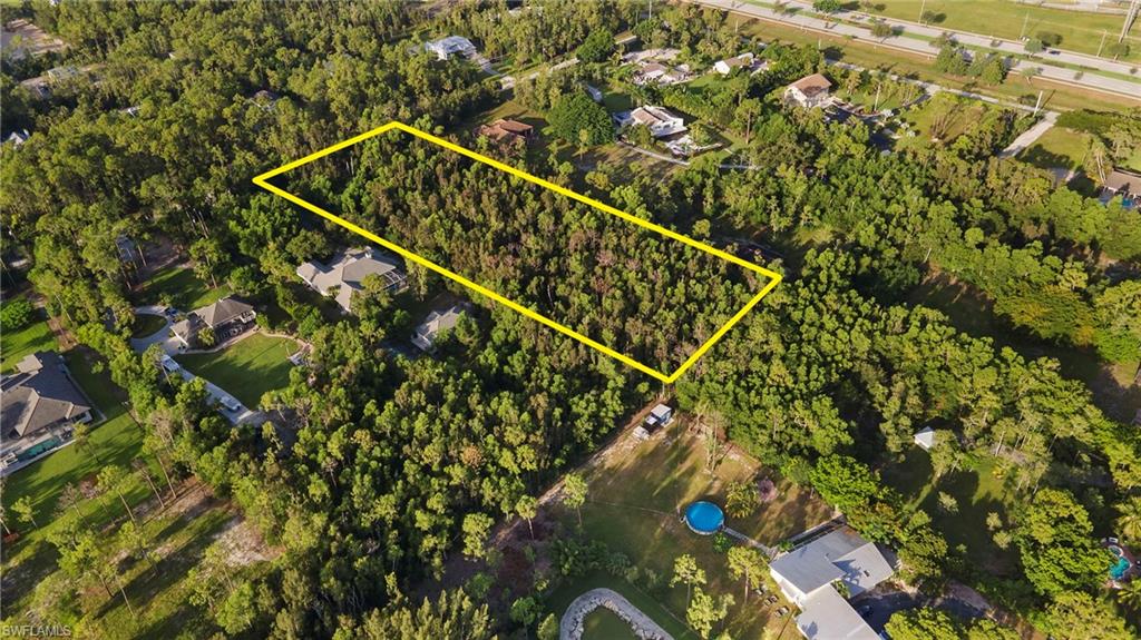 LIVINGSTON WOODS - Land