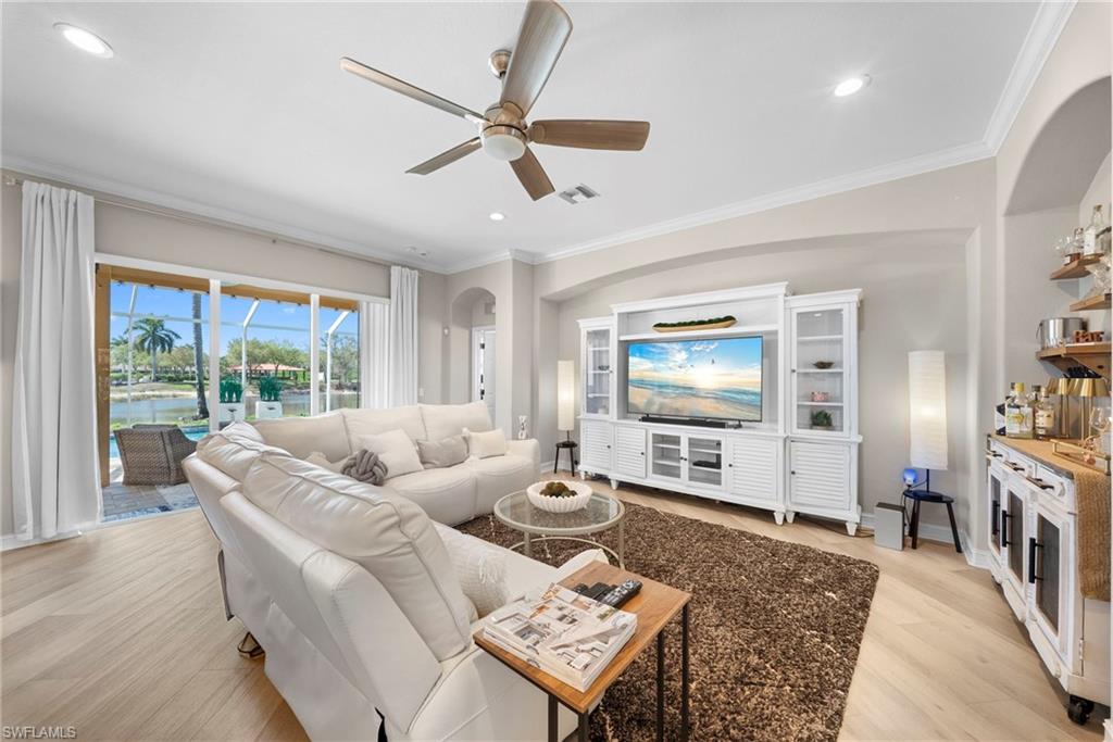 REFLECTION LAKES OF NAPLES - Residential Lease