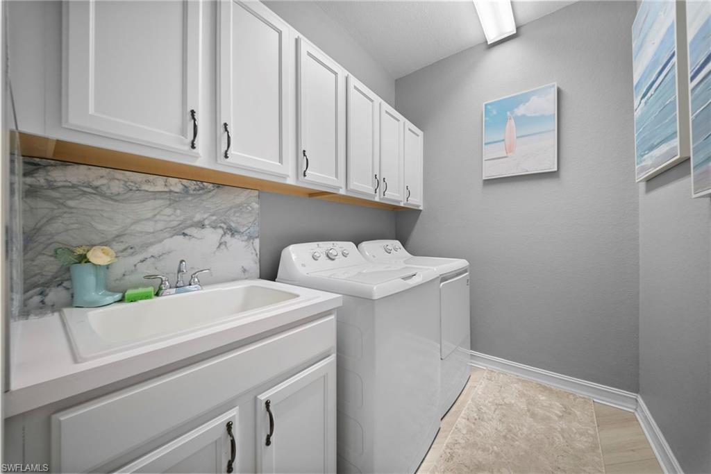 REFLECTION LAKES OF NAPLES - Residential Lease