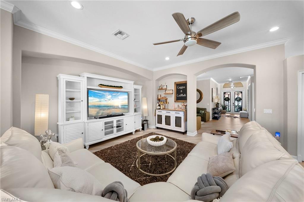 REFLECTION LAKES OF NAPLES - Residential Lease