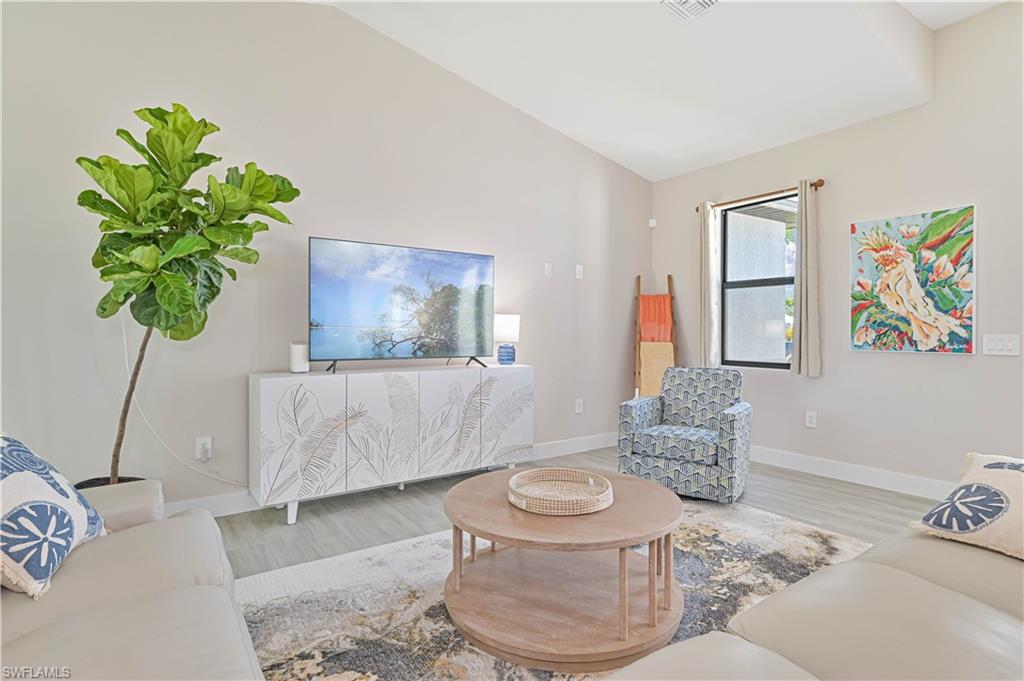 CAPE CORAL - Residential Lease