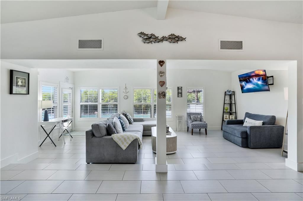 Photo of 1712 Harbor LN, NAPLES, FL 34104 (MLS # 226010409)