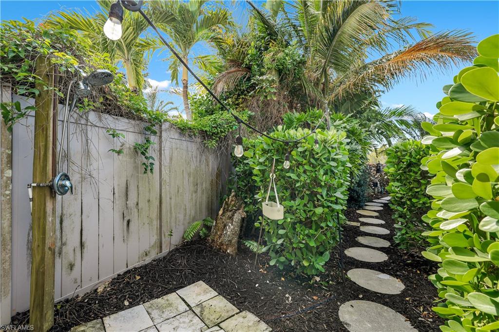 BROOKSIDE - Residential