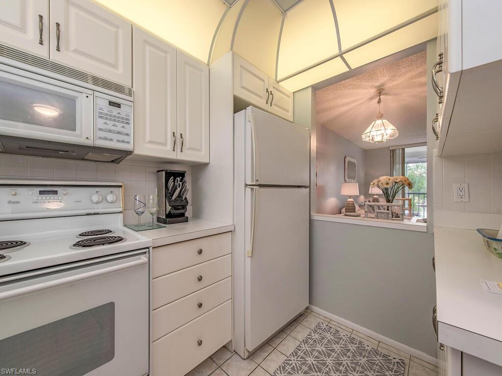 TURTLE LAKE GOLF COLONY - Residential