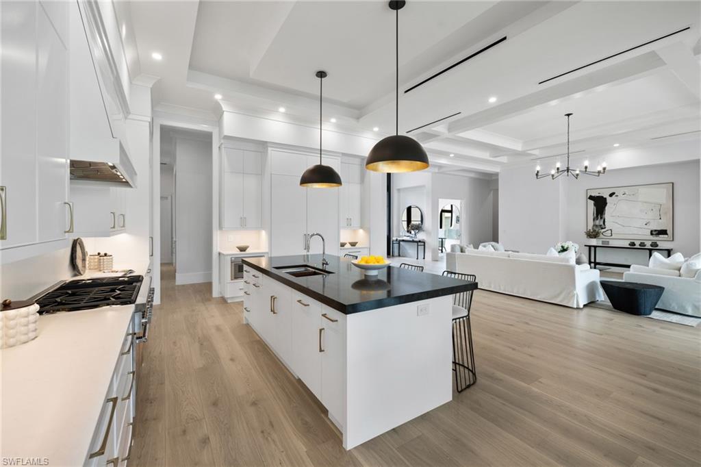 PINE RIDGE - Residential