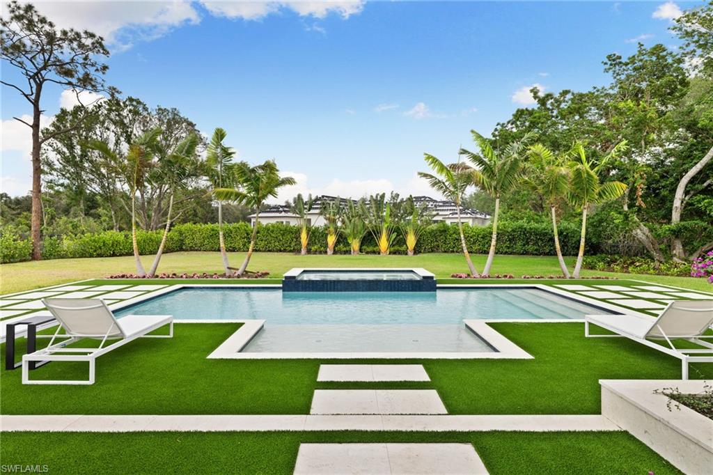 PINE RIDGE - Residential