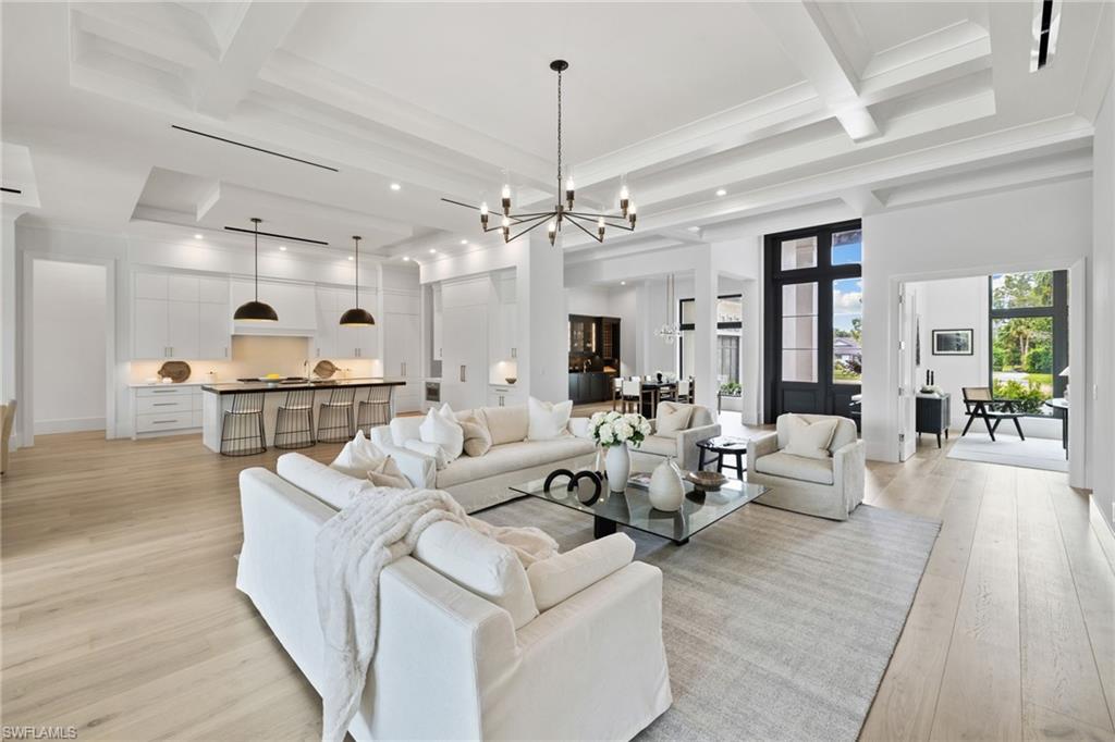 PINE RIDGE - Residential