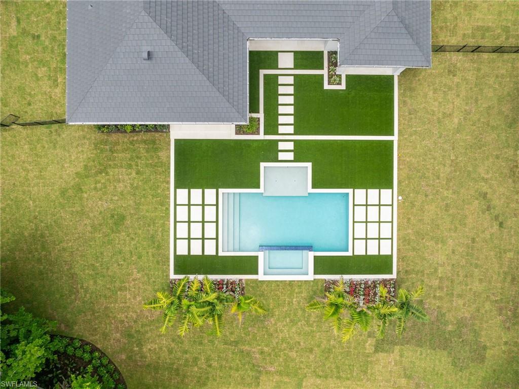 PINE RIDGE - Residential