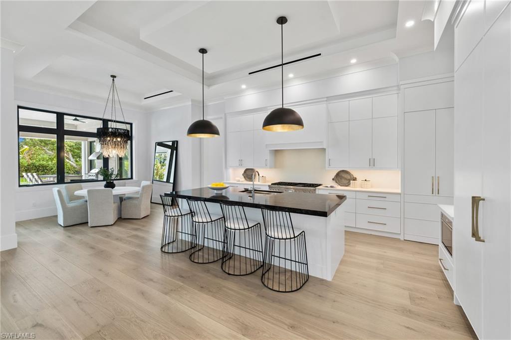 PINE RIDGE - Residential