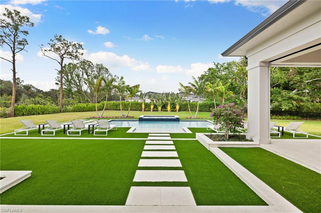 PINE RIDGE - Residential