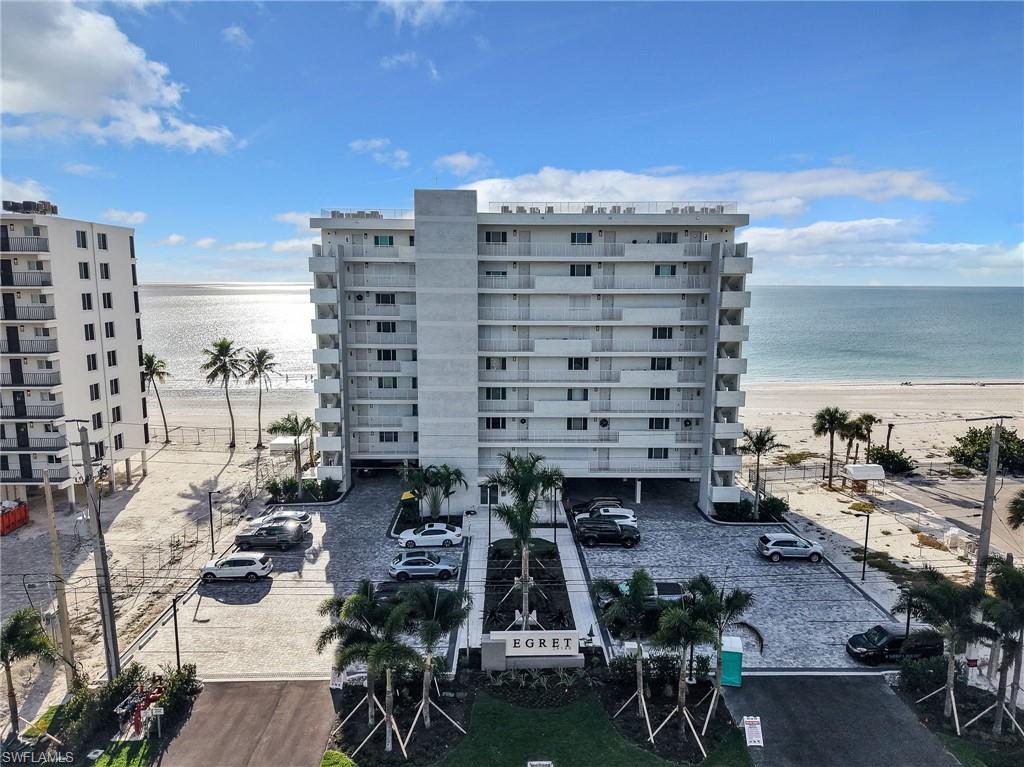 THE EGRET - Residential