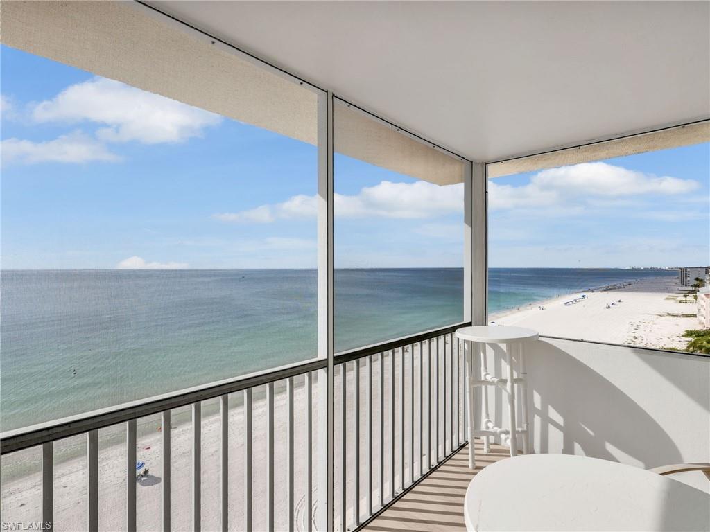 THE EGRET - Residential