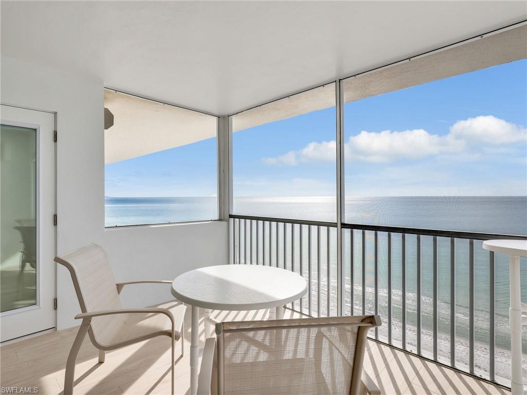 THE EGRET - Residential