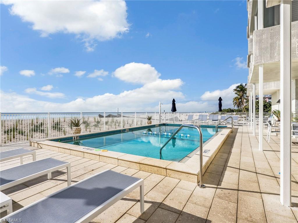 THE EGRET - Residential