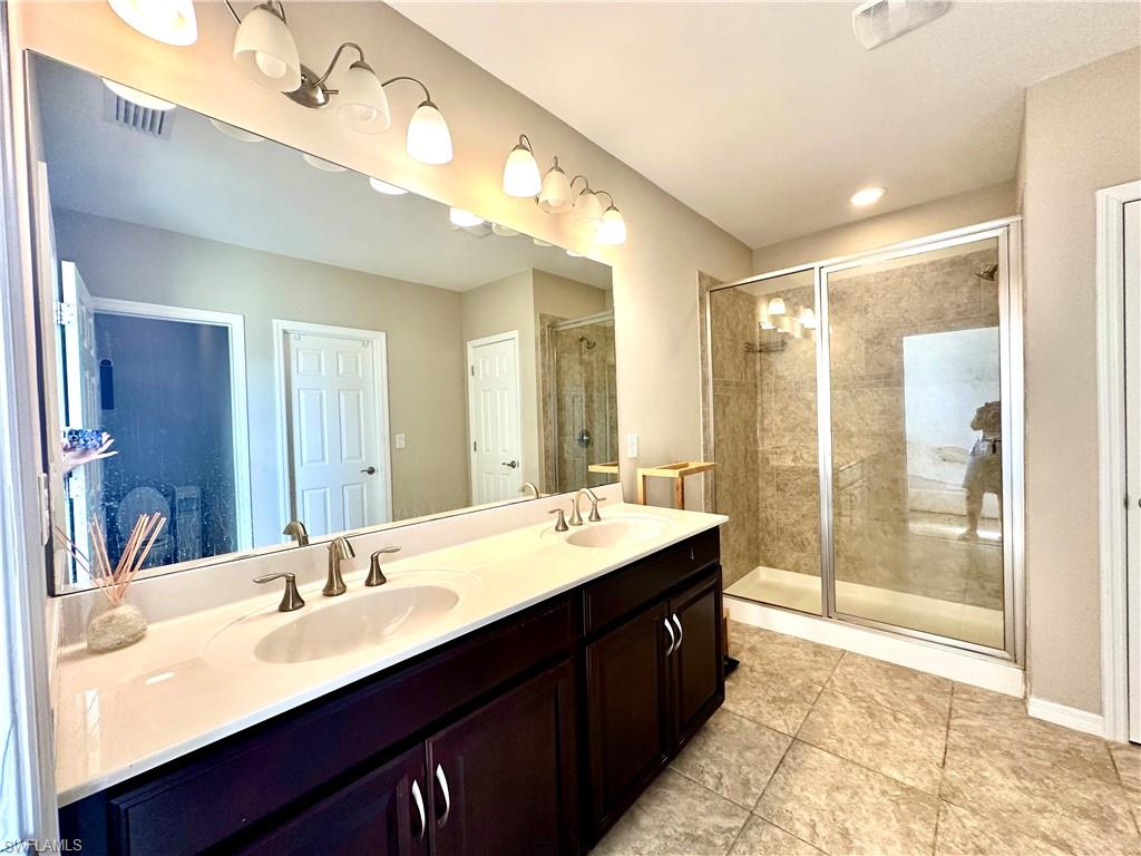 LINDSFORD - Residential Lease