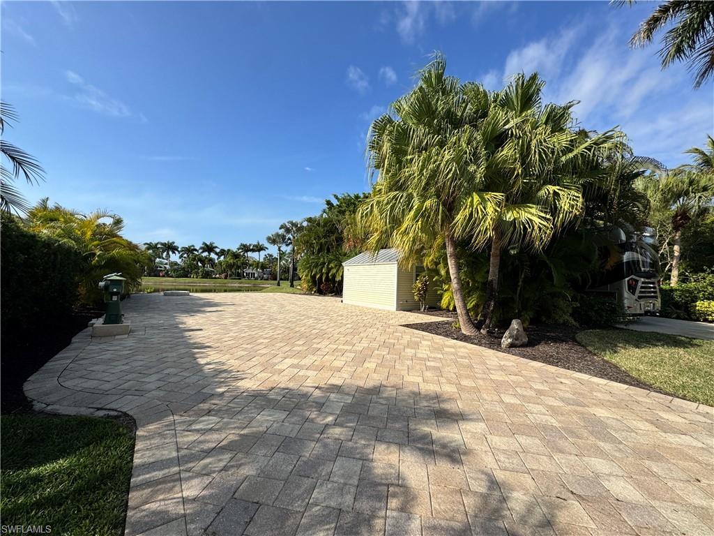 RIVERBEND MOTORCOACH RESORT - Land