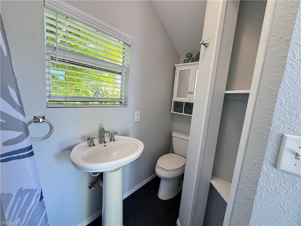 RIVERBEND MOTORCOACH RESORT - Land