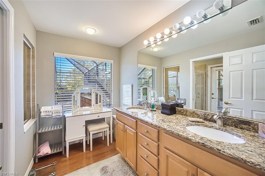 SHADOW GLEN - Residential