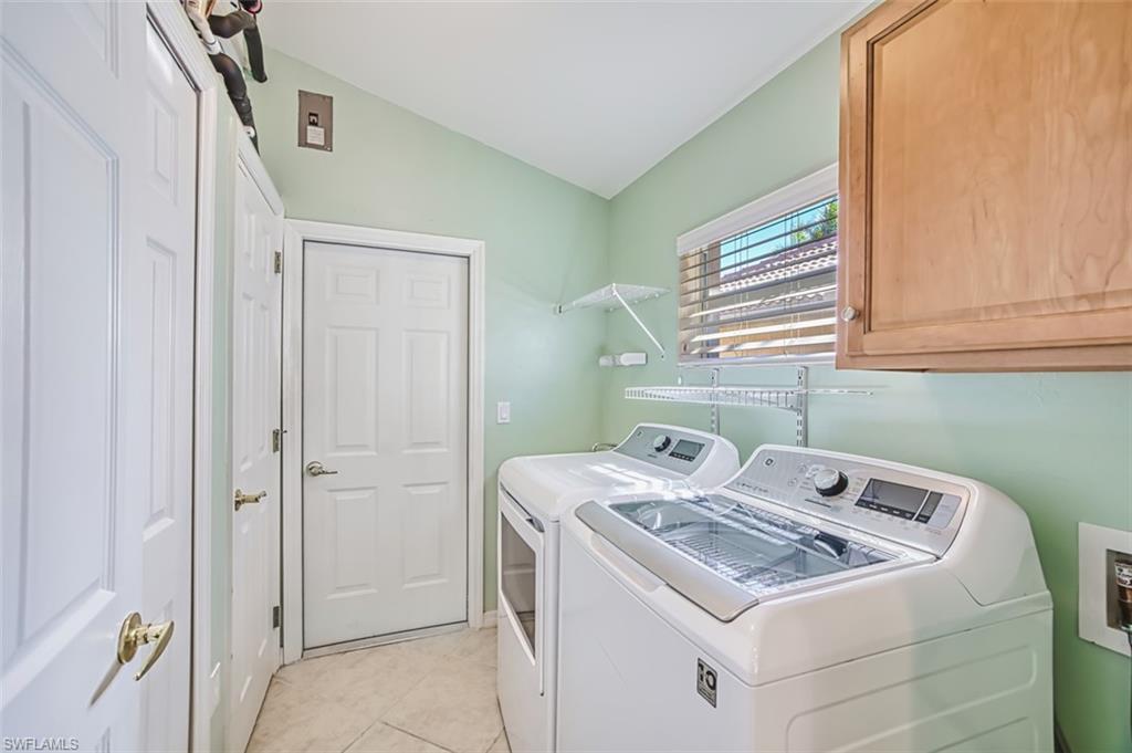 SHADOW GLEN - Residential