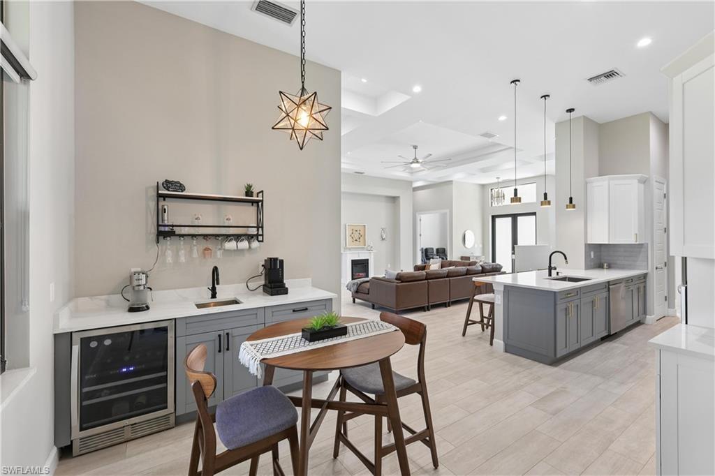 GOLDEN GATE ESTATES - Residential