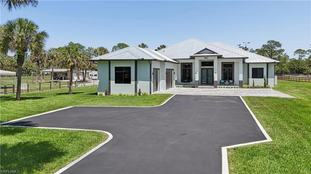 GOLDEN GATE ESTATES - Residential