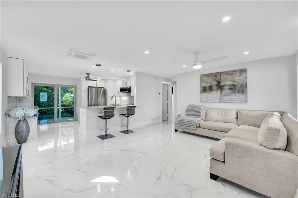 ROYAL PARK VILLAS - Residential