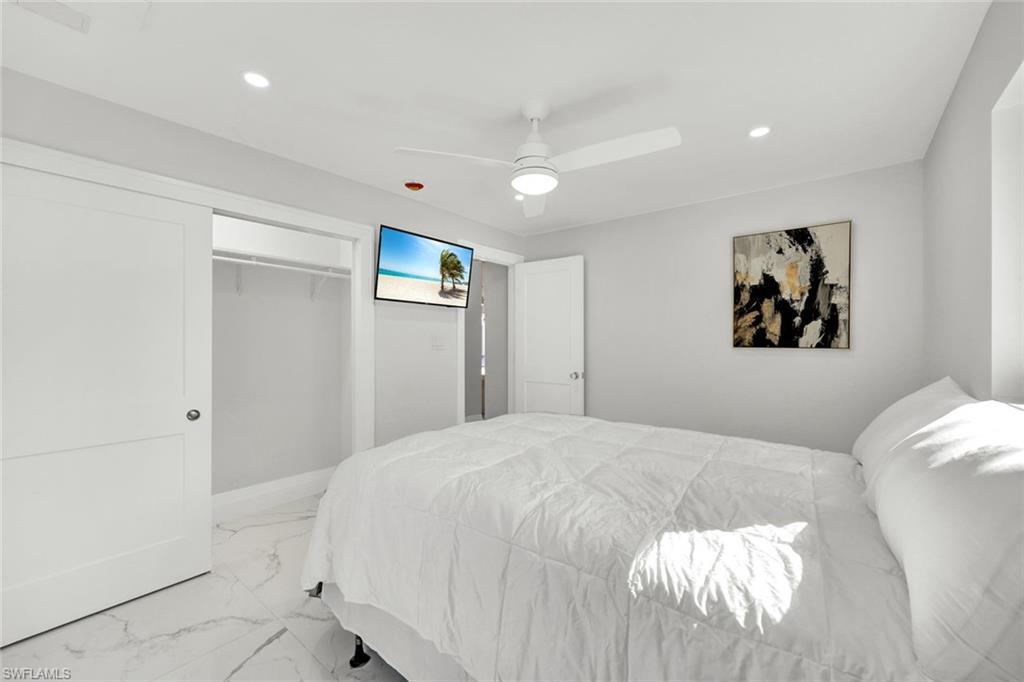 ROYAL PARK VILLAS - Residential