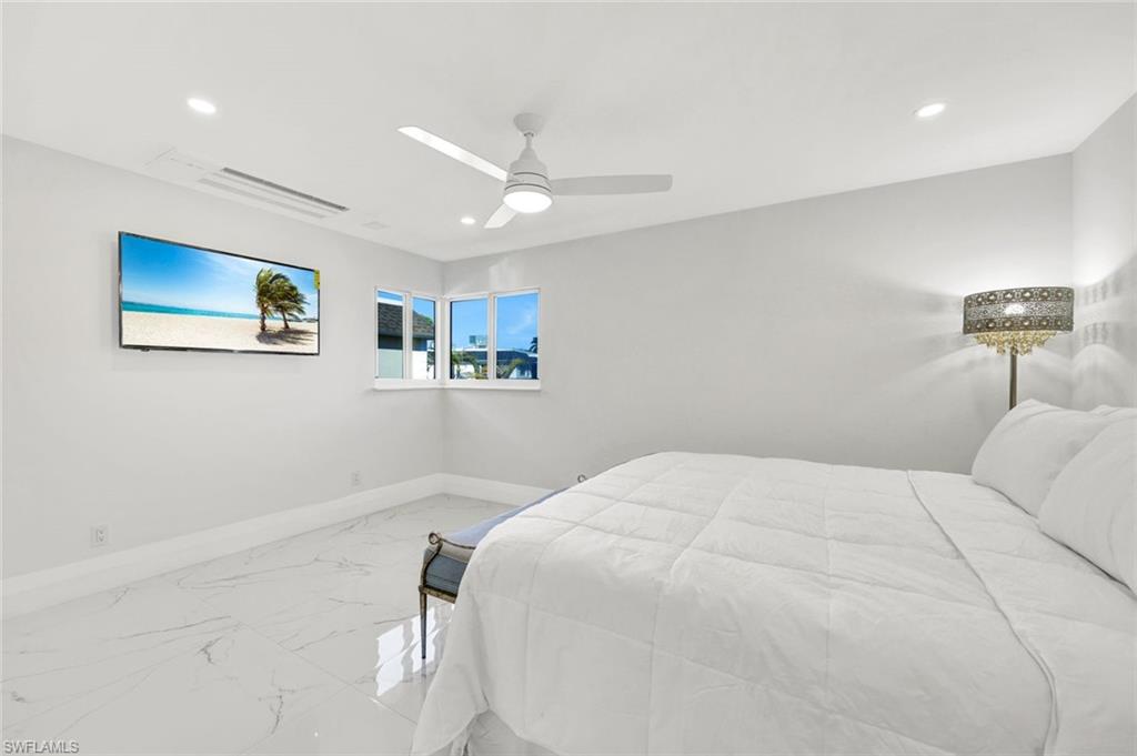 ROYAL PARK VILLAS - Residential