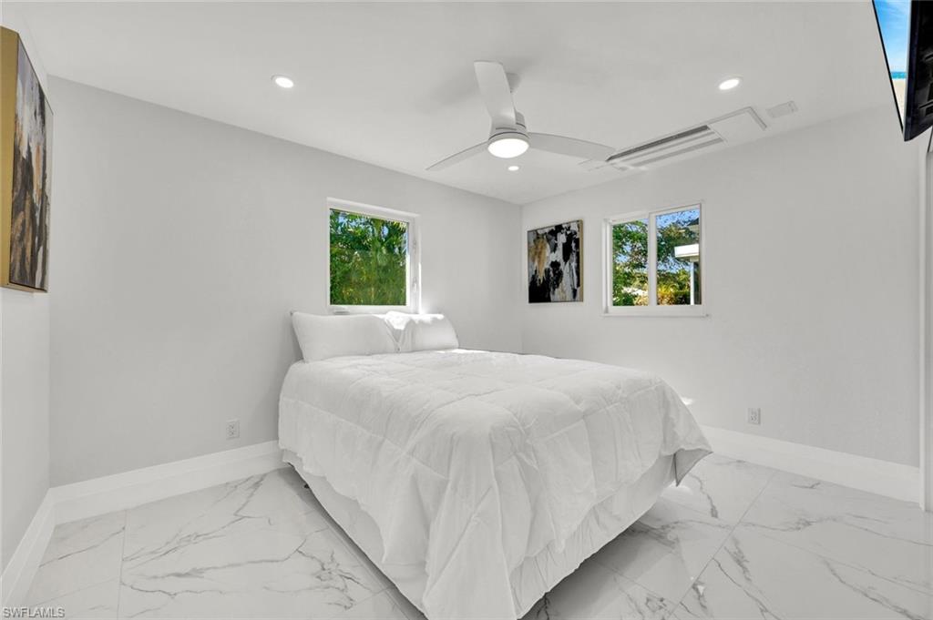 ROYAL PARK VILLAS - Residential