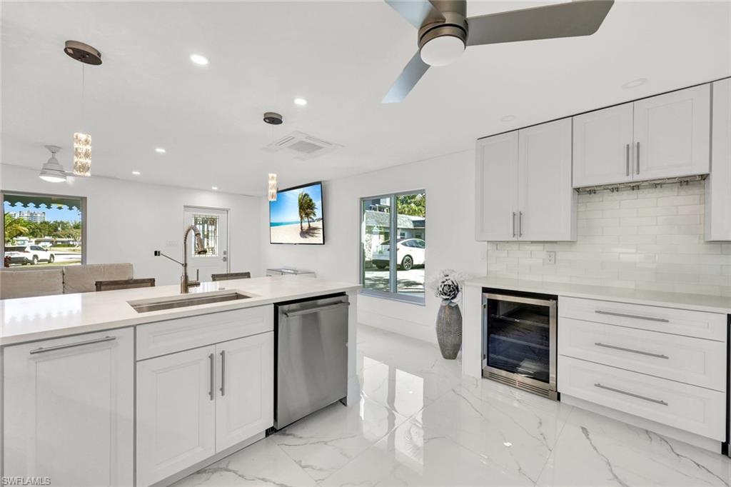 ROYAL PARK VILLAS - Residential